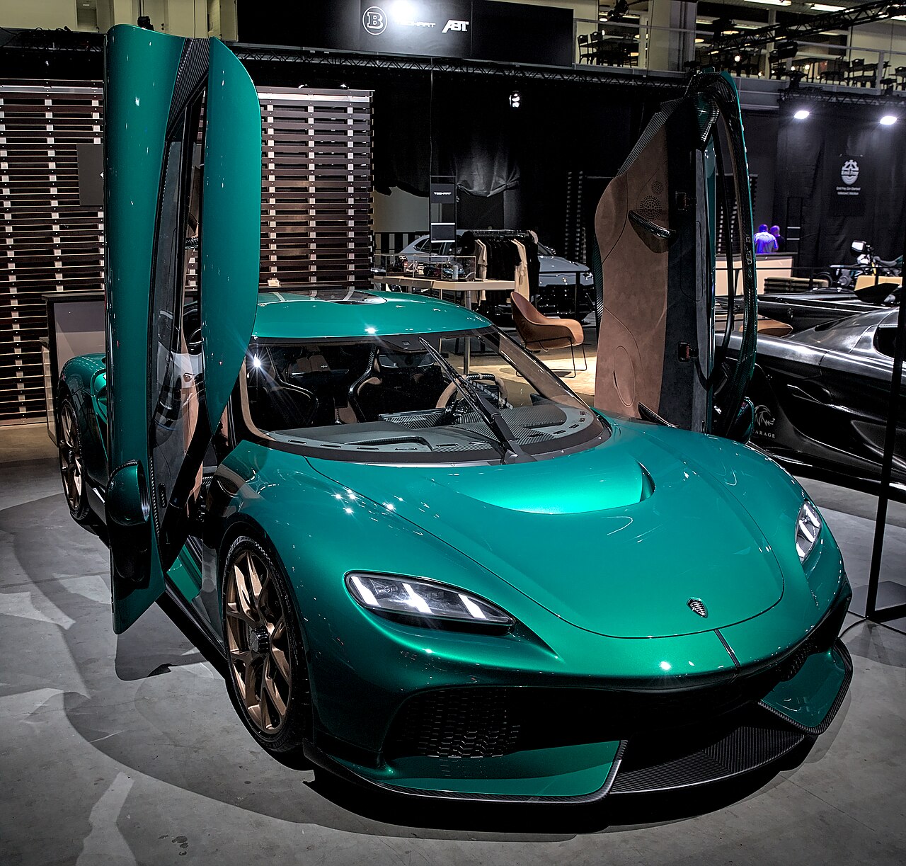 Complete Review of Koenigsegg Gemera 2026: Hidden Innovation and Technology